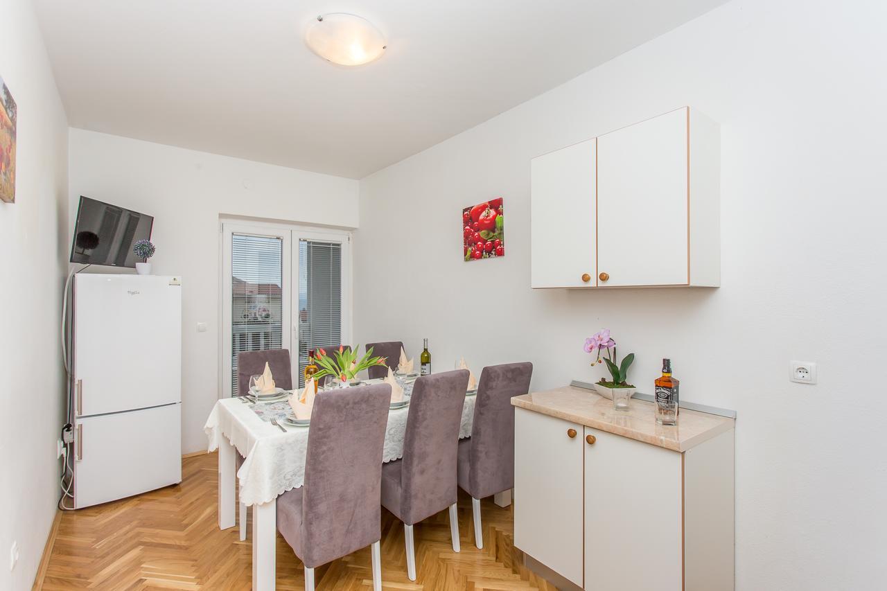 Apartments Grepo Sljeme Makarska Chambre photo